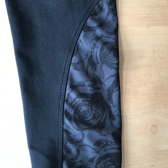 🐙 - Long sport leggings with flowers - Picture 6 of 7